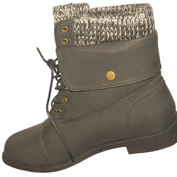 shoedazzle combat boots